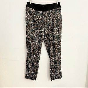 Pre-loved! LOFT Floral Low Rise Dress Pants.